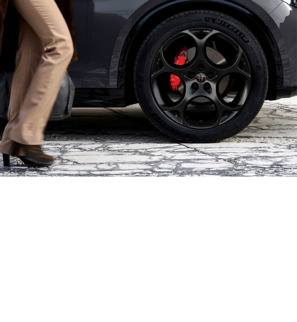 「アロファ ロメオ 札幌東 Friend campaign」