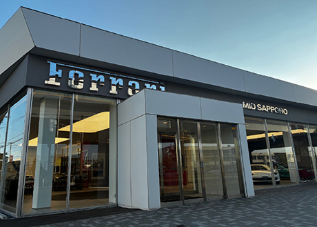OFFICIAL FERRARI DEALER MID SAPPORO